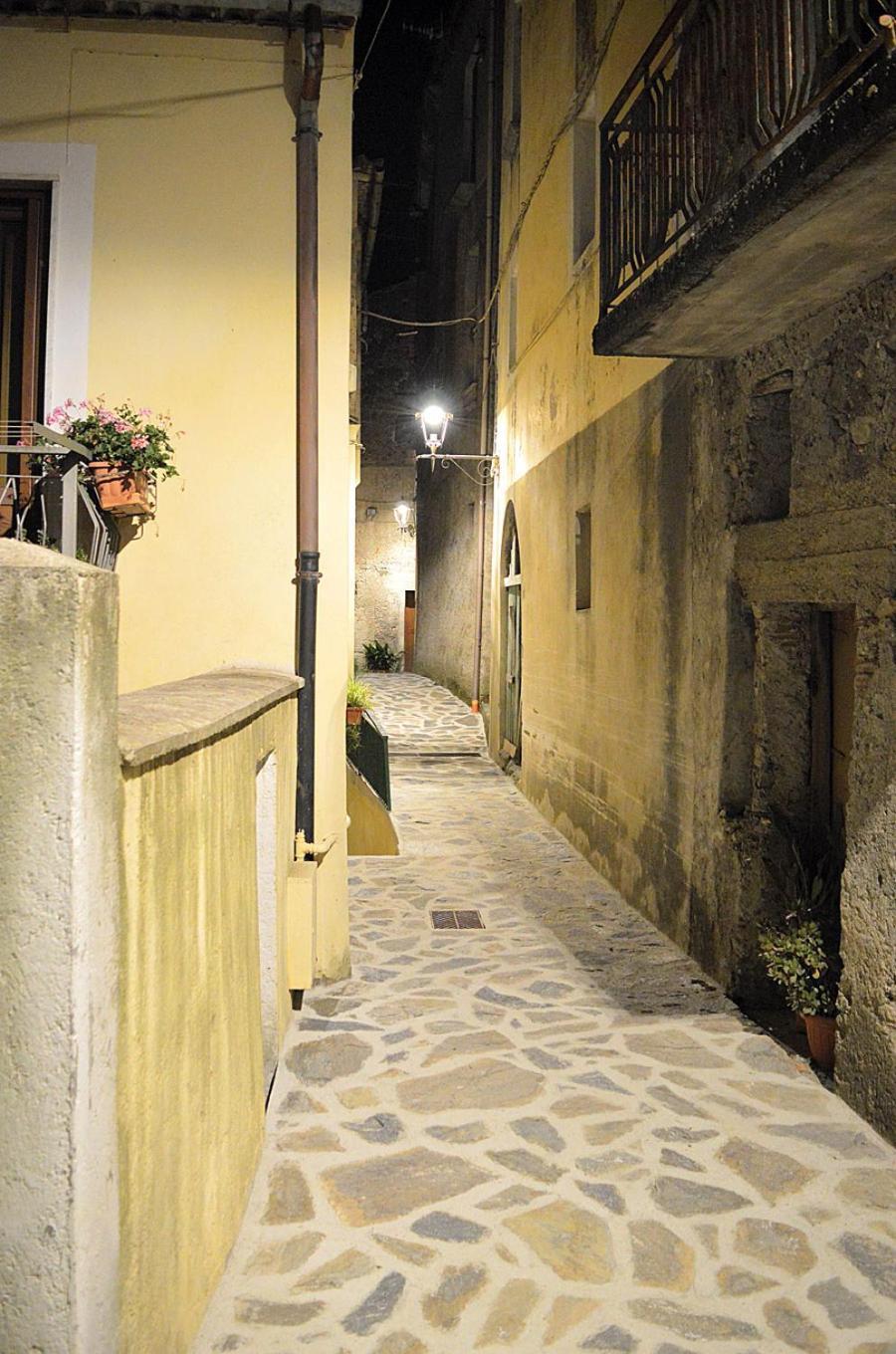 B&B Li Gutti Aieta Exterior foto
